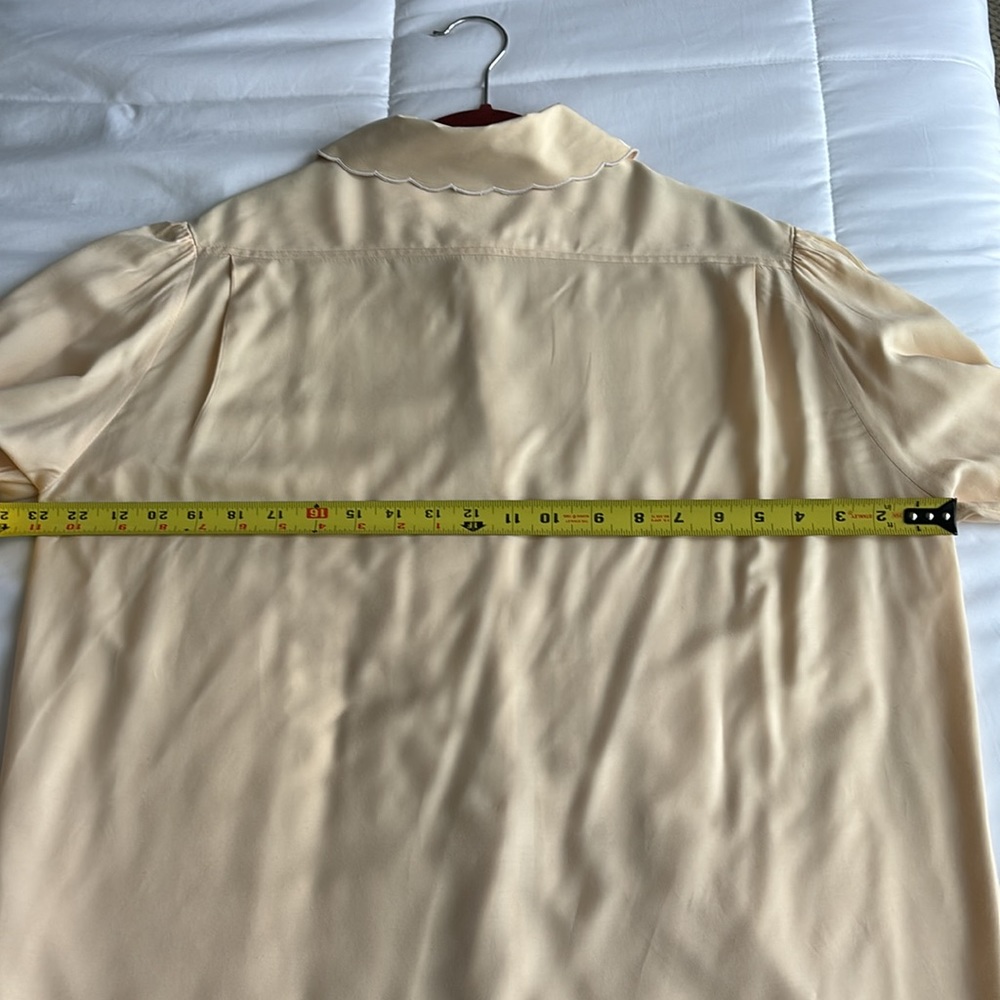 Vintage Cream  Shirt - Picture 11 of 14